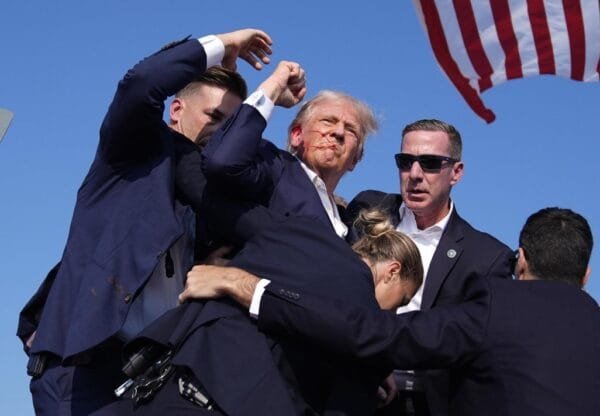 L’ex-président Trump victime d’une Tentative d&rsquo;Assassinat