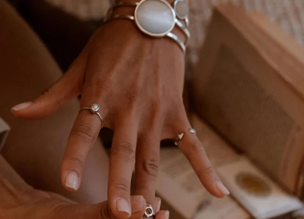 Or, argent, bijoux : les Tendances de la saison